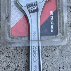 CLE A MOLETTE  150 mm