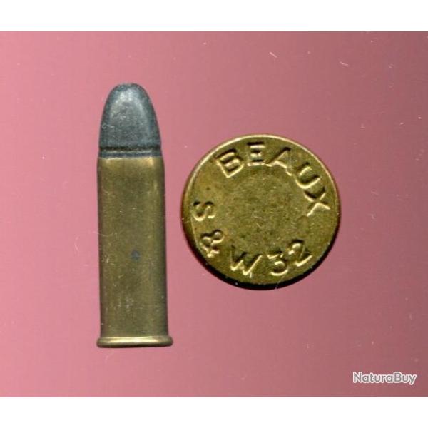 .32 S&W - marquage : BEAUX S&W 32 - amorce centrale interne - �tui laiton de 22.7 mm