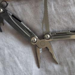 leatherman sidekick  neuf dans sa bo&icirc;te d'origine INTACT