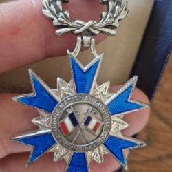 Ordre national du M&eacute;rite - Chevalier - Ensemble complet nominatif - Brevet, &eacute;crin, Tube