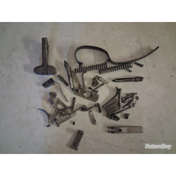Lot de pi�ces type Darne