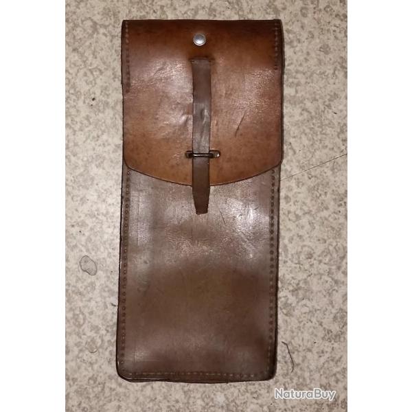 Porte chargeur MAT 49 arm�e fran�aise guerre Indo