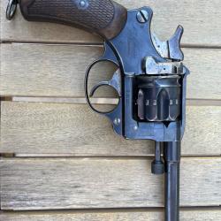 Revolver d'ordonnance fran&ccedil;ais Mod&egrave;le 1892 - Manufacture d'Armes de Saint-&Eacute;tienne - Ann&eacute;e 1900