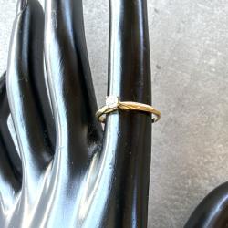 Bague solitaire or jaune 18 carats et diamant - taille 53