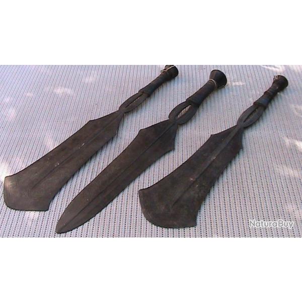 Lot de 3 �p�es africaines anciennes (19e si�cle) origine�: province d'Equateur (RDC)
