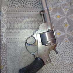 Revolver chamelot delvigne 1873 . 1 euro sans r&eacute;serve