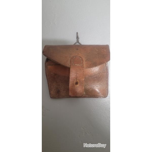 Cartouchiere cuir de ceinturon lebel