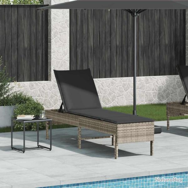 Transat avec coussin gris clair 55 x 200 x 44 cm en rotin synth�tique