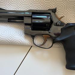 R&eacute;volver Manurhin MR73 1987 (un des dernier) en excellent &eacute;tat d'origine ! 4 pouces 357mag/38special