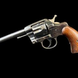 COLT NEW ARMY MOD&Egrave;LE 1901 Cal. 38LC num&eacute;ro de s&eacute;rie 165273