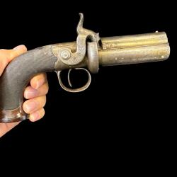 TR&Egrave;S RARE POIVRI&Egrave;RE 3 CANONS ROTATIFS