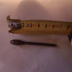 Piece percuteur fusil ou mitrailleur ancien a identifier pour piece detachee