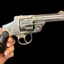 SMITH & WESSON SAFETY DA 4TH MODEL cal. 38sw num&eacute;ro de s&eacute;rie 195027