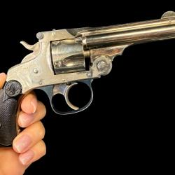 SUPERBE SMITH & DESSON DA 4TH MODEL Cal. 32sw num&eacute;ro 68686