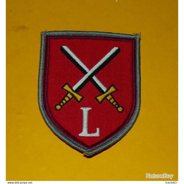 INSIGNE EN TISSU : ARMEE ALLEMANDE ETAT MAJOR DE L'ARMEE ,BON ETAT VOIR PHOTOS . POUR TOUT RENSEIGNE