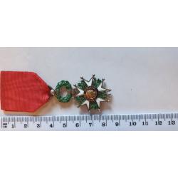 LEGION D HONNEUR 3 EME REPUBLIQUE DEMI TAILLE CENTRES EN OR