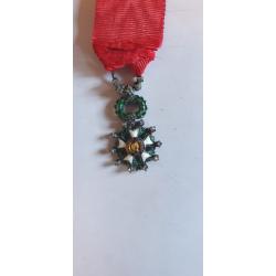 LEGION D HONNEUR  3 EME REPUBLIQUE AVEC DIAMANTS