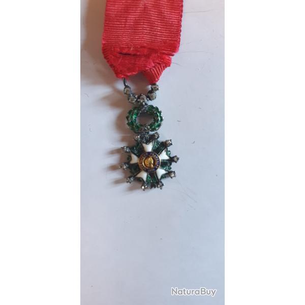 LEGION D HONNEUR  3 EME REPUBLIQUE AVEC DIAMANTS