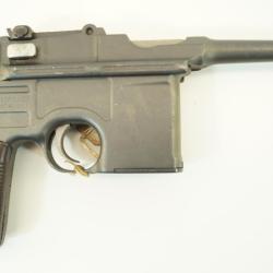 pistolet c 96 mauser  9x19