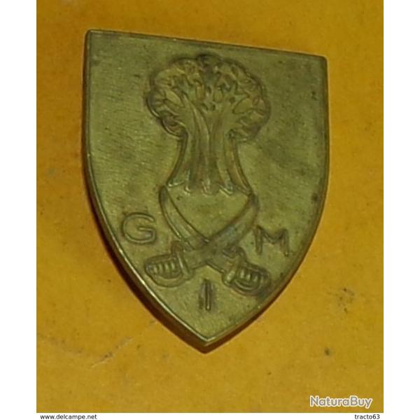 INSIGNE G.I.M JE PENSE ETRANGER ,FABRICANT�SANS,HOMOLOGATION�SANS,�ETAT VOIR PHOTO� . POUR TOUT RENS