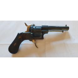REVOLVER  CALIBRE 12 MM A BROCHES