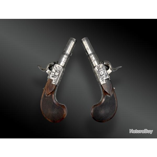 PAIRE DE PISTOLETS � COFFRE, PAR BOUTET & FILS � VERSAILLES