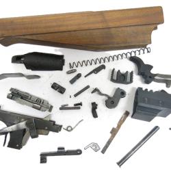 Lot de pi&egrave;ces pistolet Drulov     ref 321      box 299