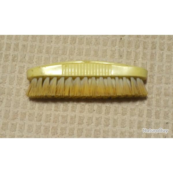 Brosse de nettoyage habillement ,arm�e fran�aise second modele