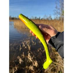 Leurre Souple Lucky John Kubira Swim Shad 17,5cm par 2 17,5cm 48g PG47