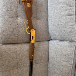 Carabine winchester 30-30 comm&eacute;morative model 1894 comanche carbine