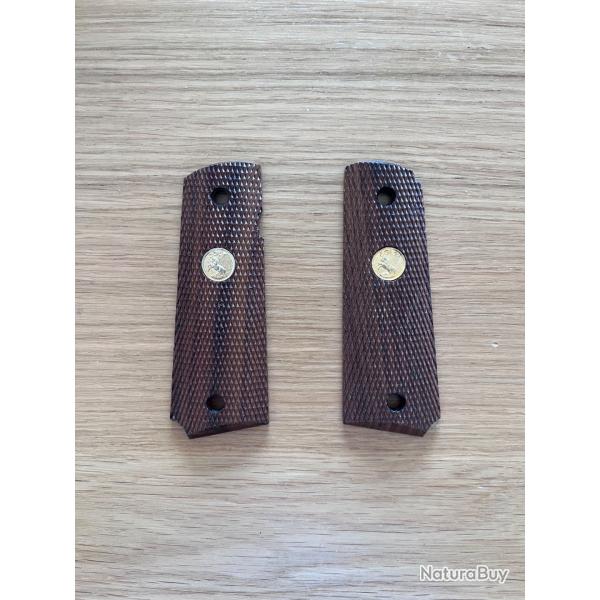 Paire de plaquettes bois colt 45 government Model