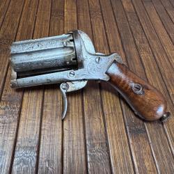 POIVRI&Egrave;RE DE GOUSSET LUXE ARME GRAV&Eacute;E