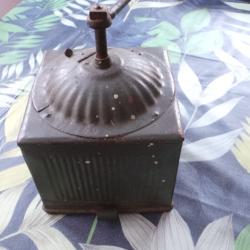 moulin a caf&eacute; militaire WW1