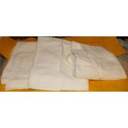 LOT DE 3 SERVIETTES DE TOILETTES REGLEMENTAIRE DE L'ARMEE FRANCAISE , FABRICATION FRANCAISE JALLA  A