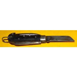 ARMEE ITALIENNE WWII COUTEAU PLIANT DE POCHE , FABRICATION ITALIENNE VISCONTI A CANZO ,BON  ETAT  VO