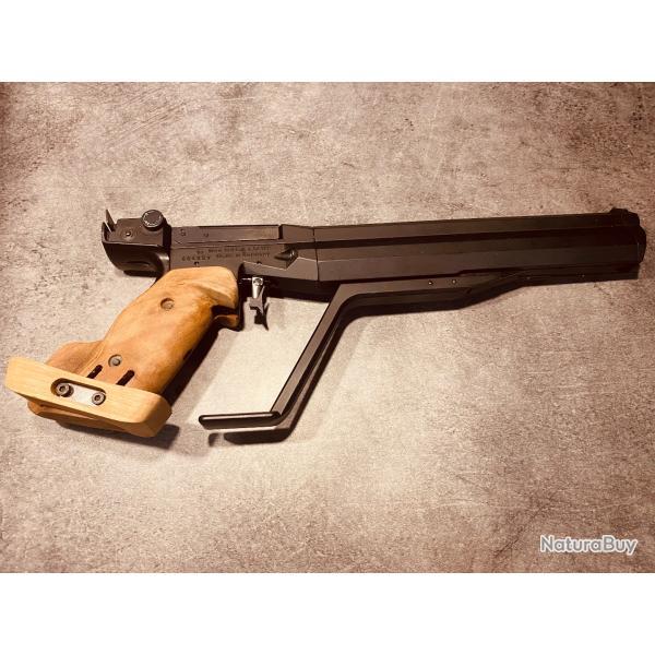 PISTOLET FEINWERKBAU model 100 CAL 4.5 DROITIER JOINTS NEUFS