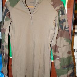 CHEMISE DE COMBAT U-BAS DE L'ARMEE FRANCAISE , TAILLE 88 M SOIT EN CIVIL TAILLE 37-38 OU S  , POCHES