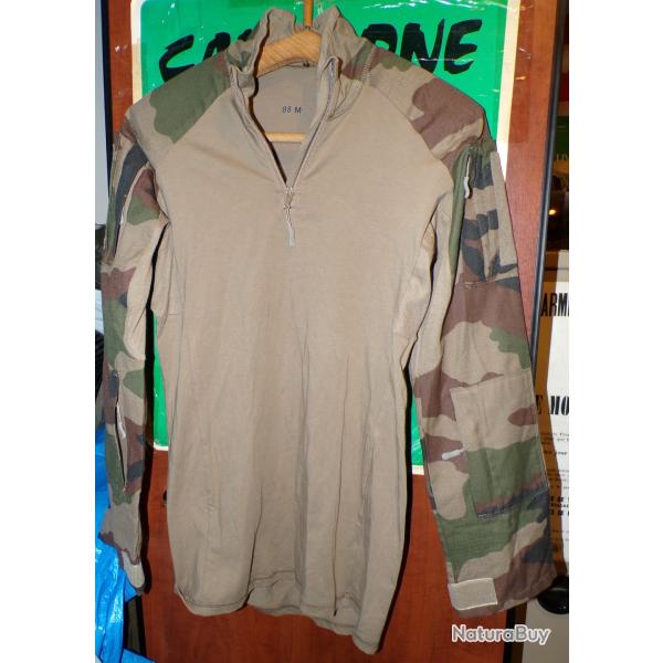 CHEMISE DE COMBAT U-BAS DE L'ARMEE FRANCAISE , TAILLE 88 M SOIT EN CIVIL TAILLE 37-38 OU S  , POCHES