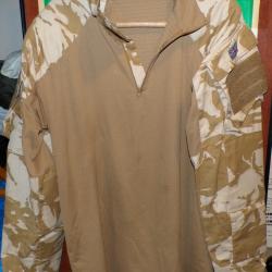 CHEMISE DE COMBAT U-BAS DE L'ARMEE ANGLAISE , TAILLE LARGE OU XL  , UNDER BODY ARMOUR COMBAT SHIRT
