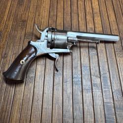 BEAU REVOLVER 9 mm &agrave; BROCHE 6 COUP