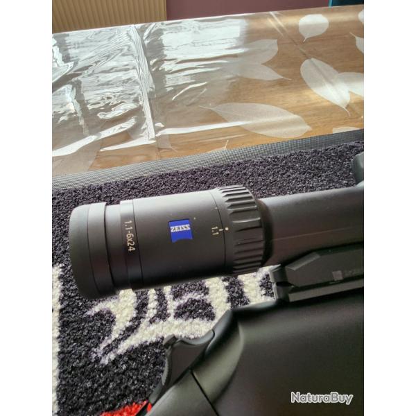 Lunette zeiss conquest V6 1.1x6x24 � rail et montage amovible nomad