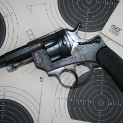 Revolver 1874 de la M.A.S.