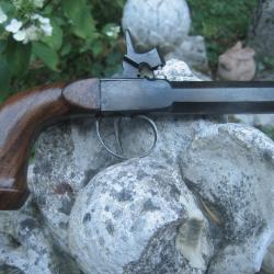 pistolet de poche, &eacute;poque louis Philippe, neuf, avec ses jaspages d'origine, jamais tir&eacute;