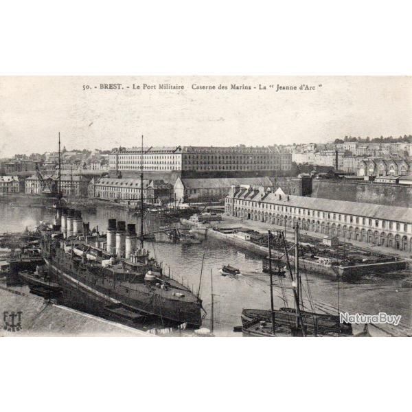 Carte Postale Ancienne - Brest - Le Port Militaire Caserne des Marins La Jeanne -N�8575
