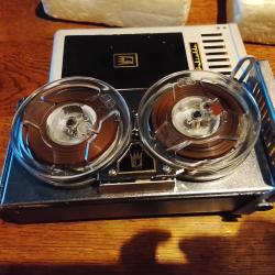 Guerre Froide, Magn&eacute;tophone type espion, de journalistes ou Police 50s