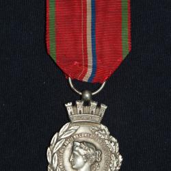 MEDAILLE UNION FRATERNELLE DES ANCIENS COMBATTANTS DE LA DEFENSE NATIONALE- GUERRE DE 1870/1871