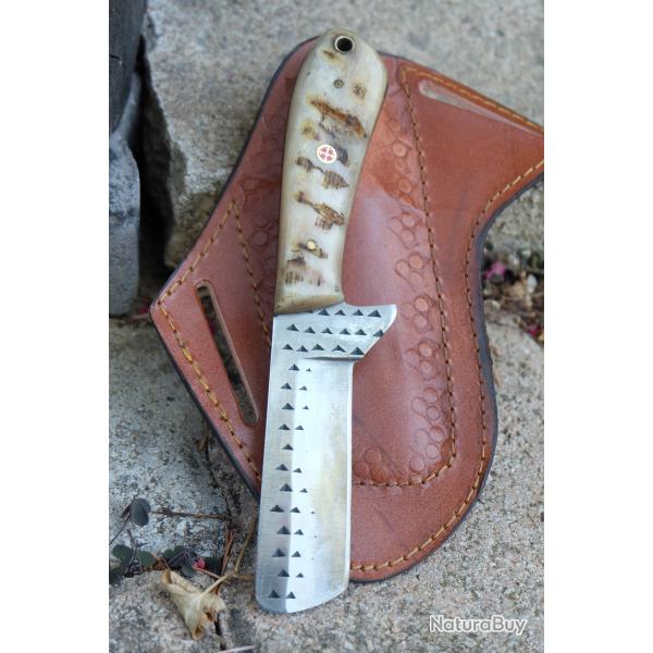 Couteau Skinner Lame Rasoir Acier Carbone Scie Bois Manche B�lier Beau Etui Cuir Horizon Artisanale