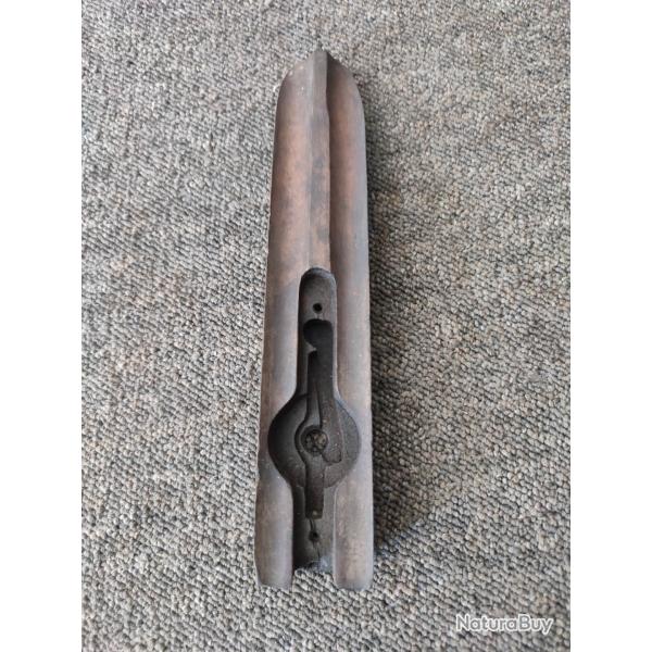 Devant bois pour fusil juxtapos� Id�al dont mod�le avec pontet lunette Manufrance