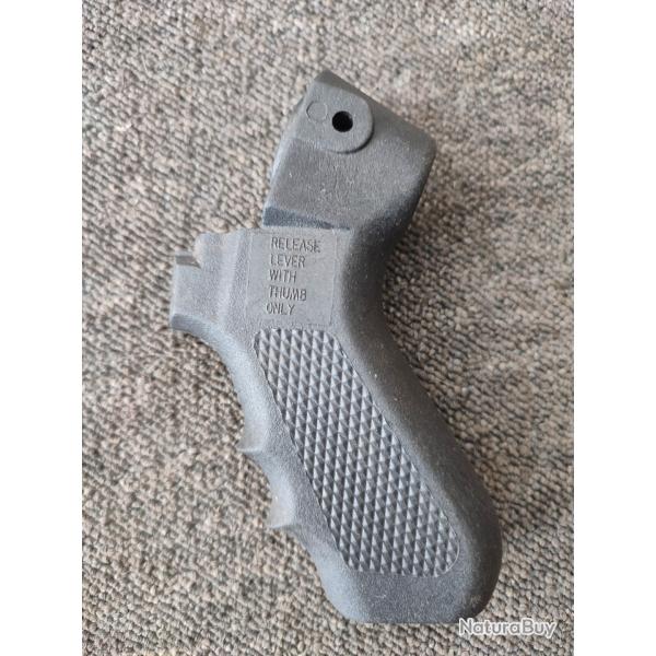 poign�e pistolet synth�tique pour fusil � pompe Mossberg 500