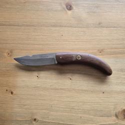 Couteau de berger corsica pliant avec m&eacute;daillon tete de maure